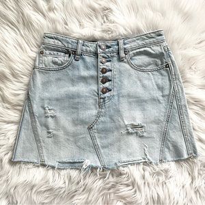 NWOT We the Free | Free People Distressed Raw Hem Denim Jean Mini Skirt 25